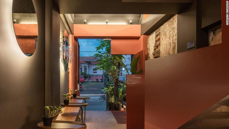 ホテルは現地のサラティガで育った建築家、アリー・インドラさんが手掛けた/Courtesy PituRooms