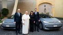 バチカンの全車両をＥＶ化、フォルクスワーゲンが提供