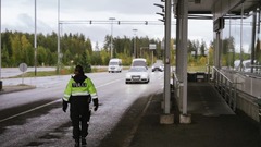 フィンランド、対ロシア国境の最後の検問所閉鎖　３０日に