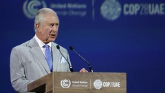 英チャールズ国王、ＣＯＰ２８で演説　世界は「危険な未知の領域」へ