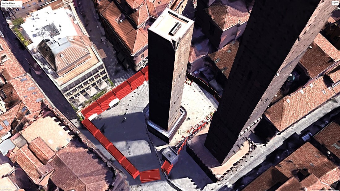 立ち入り禁止区域が設置される「ガリセンダの塔」の周辺/Comune di Bologna