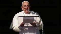 ローマ教皇、同性カップル祝福を正式に認める