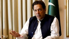 パキスタンのカーン元首相、獄中からＡＩで演説　来年の総選挙控え