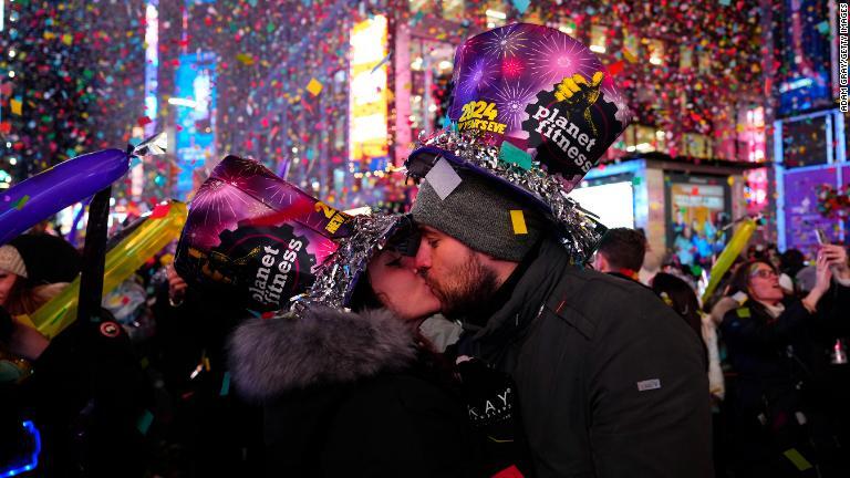 ニューヨークのタイムズスクエア/Adam Gray/Getty Images