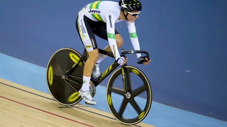 元自転車選のメリッサ・ホスキンスさん＝２０１２年２月、英ロンドン/ADRIAN DENNIS/AFP/AFP via Getty Images