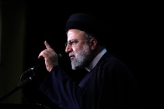 イラン大統領、イスラエルに「重い代償払う」と警告　イラン国内の連続爆発受け