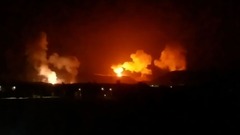 米英軍がイエメン空爆、フーシの拠点標的　紅海船舶への攻撃能力そぐ