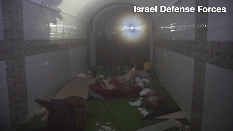 イスラム組織ハマスが人質の監禁に使っていたとされるトンネル/Israel Defense Forces