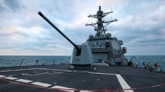 米誘導ミサイル駆逐艦が台湾海峡を通過、今年初めて　中国が反発