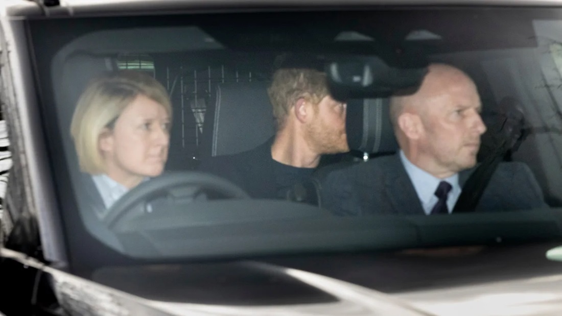 クラレンス・ハウスに到着した英ヘンリー王子=英ロンドン/Peter Macdiarmid/London News Pictures