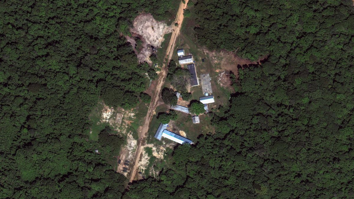 24年1月13日の同基地/Satellite image ©2024 Maxar Technologies