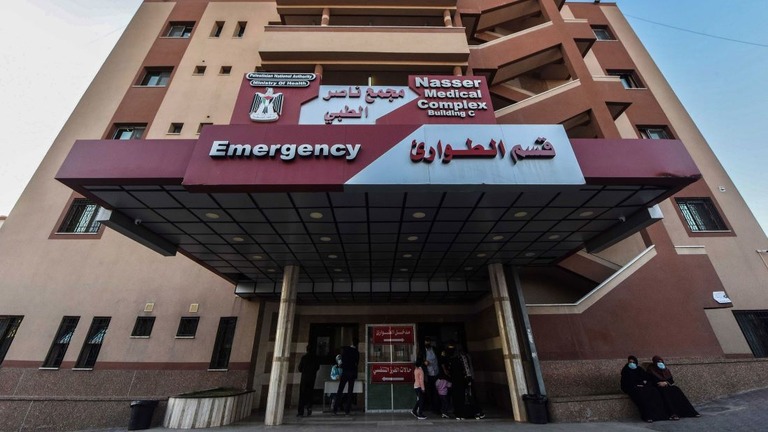 イスラエル軍に占拠されたパレスチナ自治区ガザ地区南部にあるナセル病院/Abed Zagout/Anadolu Agency via Getty Images