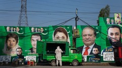 パキスタンの主要２党、連立政権樹立を正式に発表