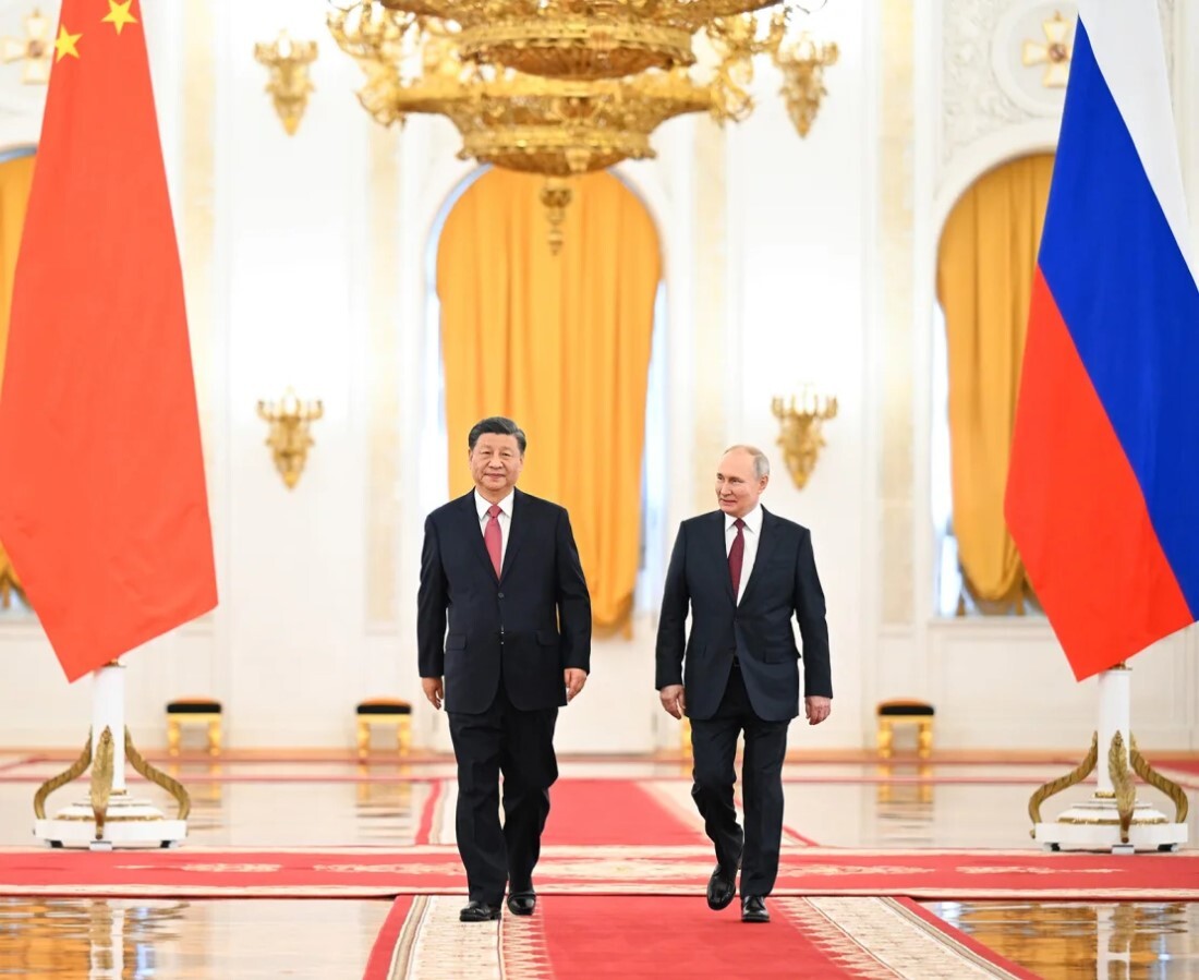 プーチン氏が訪ロした習氏を歓迎する様子=23年3月21日/Xie Huanchi/Xinhua/Getty Images