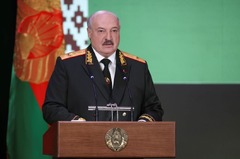 ルカシェンコ氏、来年の大統領選に出馬　ベラルーシ