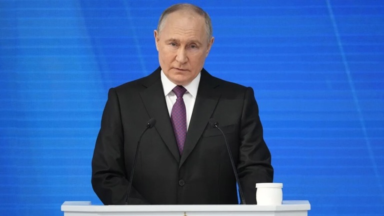 年次教書演説を行うプーチン大統領/Alexander Zemlianichenko/AP