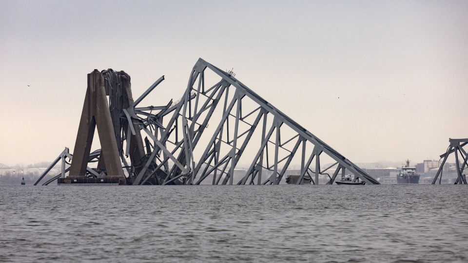調査に最大２年、残骸除去で軍投入　米ボルティモア橋崩落