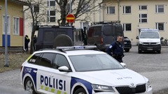 フィンランドの学校で銃撃　１２歳の３人が負傷、１人拘束