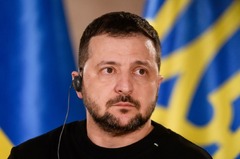 ウクライナ大統領、徴兵年齢引き下げ法案に署名