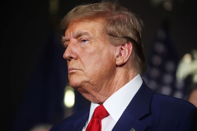 米国のトランプ前大統領は、人工妊娠中絶の権利は各州が決めるべきだとの認識を示している/Spencer Platt/Getty Images 