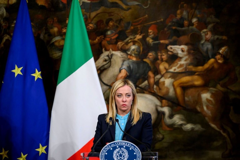 イタリアのメローニ首相は、代理出産に関する厳罰化の法案を支持する姿勢を示した/Antonio Masiello/Getty Images