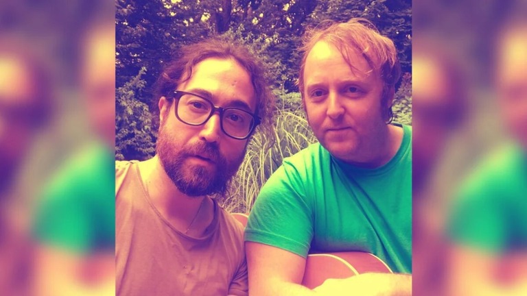 ショーン・オノ・レノンさん（左）とジェイムズ・マッカートニーさん/from instagram/sean_ono_lennon