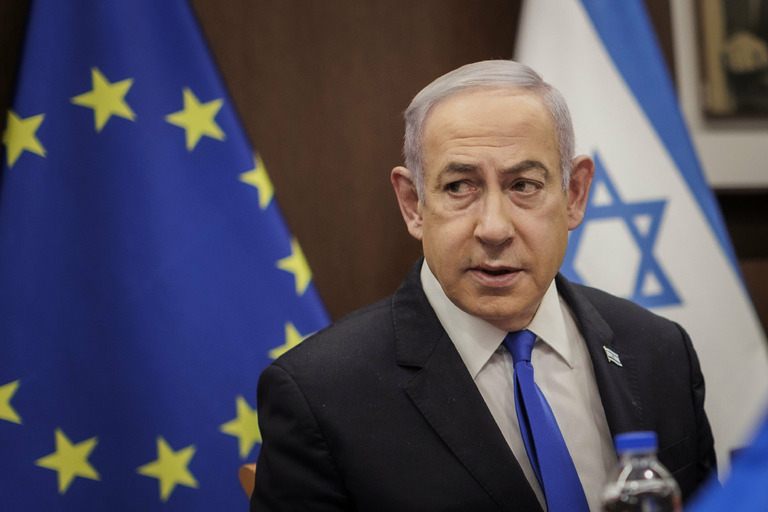 １７日、エルサレムでの会合に臨むイスラエルのネタニヤフ首相/Kira Hofmann/picture-alliance/dpa/AP Images