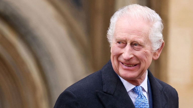 がん治療を公表した英チャールズ国王が、来週公務に復帰する予定であることが分かった/Hollie Adams/POOL/AFP/Getty Images