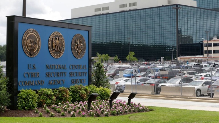 米国家安全保障局（ＮＳＡ）の元職員が、ロシアに機密情報を売ろうとした罪で約２２年の禁錮刑を言い渡された/Patrick Semansky/AP/File