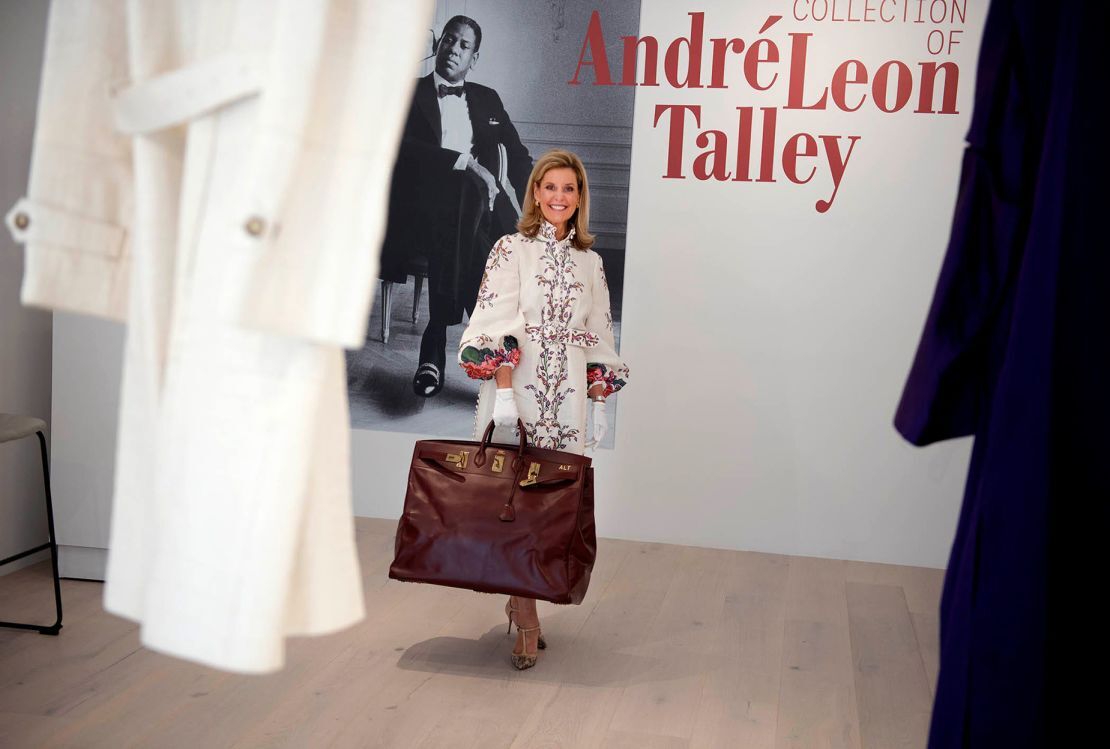 アンドレ・レオン・タリーさんのコレクションの一つであるゴールドの金具をあしらったバーキン=2023年2月、米フロリダ州パームビーチ/Meghan McCarthy/USA Today Network