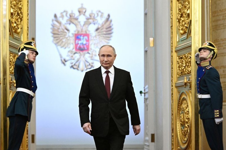 ロシアのプーチン大統領が、通算５期目の就任式に臨んだ/Sergei Bobylyov/AFP/Getty Images