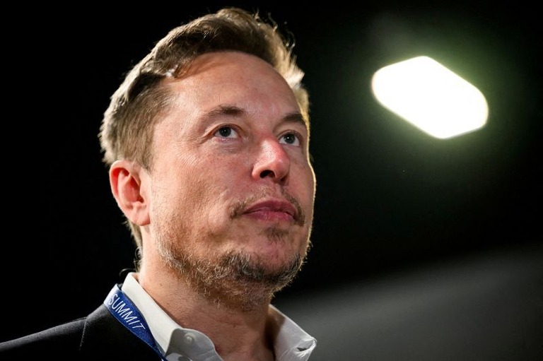 米起業家のイーロン・マスク氏が、ＡＩは人間の仕事をすべて奪うことになると発言/Leon Neal/Pool/Reuters via CNN Newsource
