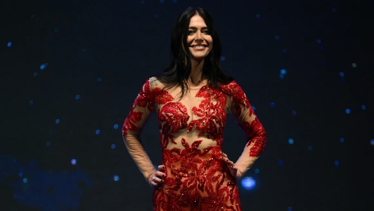 ２０２４ミス・ユニバース・ブエノスアイレスのアレハンドラ・ロドリゲスさん（６０）＝２５日