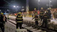 急行と貨物列車が衝突、４人死亡　チェコ