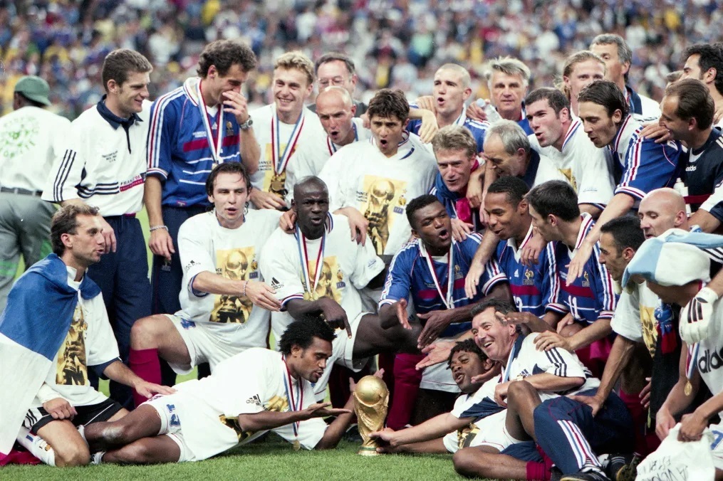 決勝でブラジルを下し、1998年W杯の王者となったフランス代表/Eric Renard/Icon Sport/Getty Images