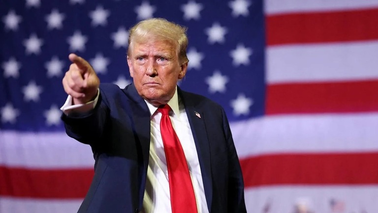 選挙集会に参加したトランプ前大統領＝６月２２日、ペンシルベニア州フィラデルフィア/Tom Brenner/Reuters