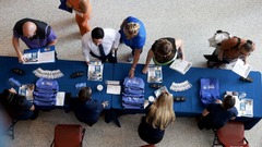 ６月の米就業者数、２０．６万人増　前月から伸び鈍化