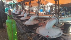 南アの農場に違法薬物の密造施設、メキシコ人ら４人を逮捕
