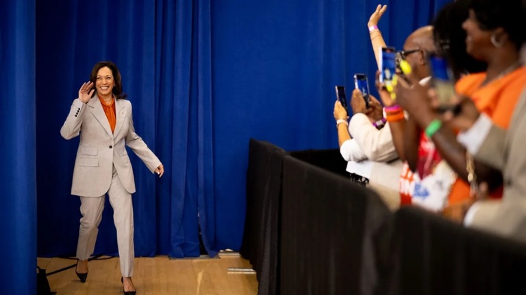 選挙集会に姿を見せたハリス副大統領＝６月７日、メリーランド州ランドバー/Andrew Harnik/Getty Images