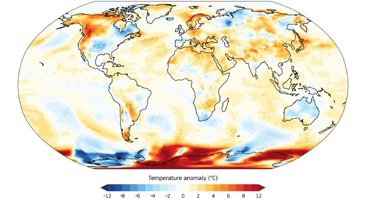 21日に記録された各地の気温と平均気温(1991~2020年)の気温差を示した地図/C3S/ECMWF