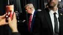 誤情報の沼で溺れるトランプ氏、自ら混沌を作り出した面も