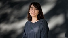 韓国ハン・ガンさんにノーベル文学賞、人間の脆さに向き合う「強烈な詩的散文」評価
