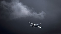 豪航空各社、バリ島便の運航を中止　火山噴火の影響で