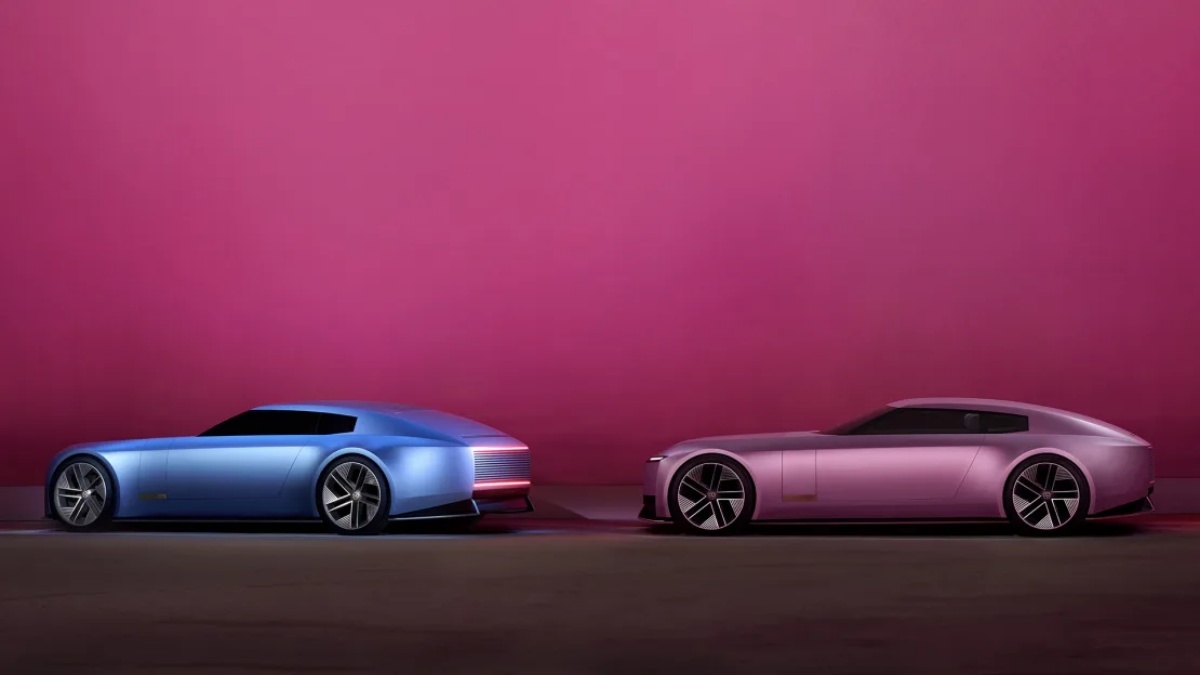 タイプ00は「マイアミ・ピンク」と「ロンドン・ブルー」の2色/Jaguar Land Rover