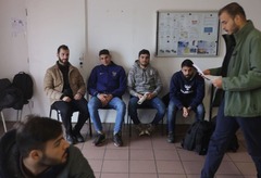 シリア難民受け入れ停止の欧州諸国に「撤回を」　国際人権団体が呼び掛け