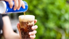 砂糖入り飲料で心臓病リスク上昇か、焼き菓子などの甘い物と比べ　新研究