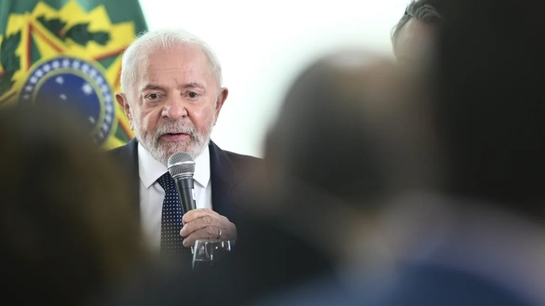 ブラジルのルラ大統領＝１１月２８日、ブラジリア/Ton Molina/NurPhoto/AP