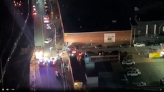 走行中の車から銃撃、１０人負傷　ＮＹのナイトクラブ前で