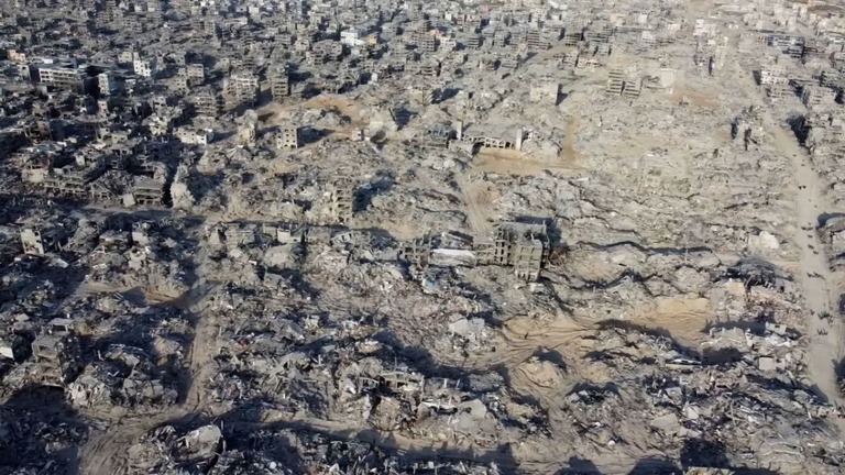 ＣＮＮ取材班がドローンで撮影したパレスチナ自治区ガザ地区北部の様子＝１９日/CNN