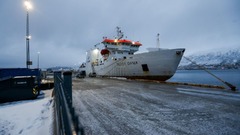 ノルウェー、ロシア人乗組員の船舶を拿捕　海底ケーブルに「深刻な被害」与えた疑い